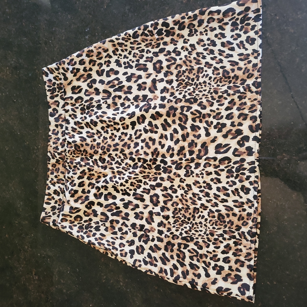Leopard Skirt Size Medium 6